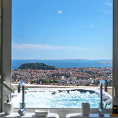 Sunset Panoramic View And Hot Tub Villa